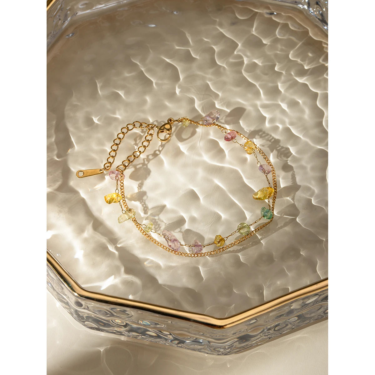 Pulsera Doble Cadena con Dijes de Grava de Colores | Dorado