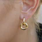 Argollas Con Dije De Aro Grueso Entrelazado | Bicolor y Dorado