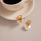Argollas Con Dije De Corazon Nacarado Y Metal Liquido | Dorado