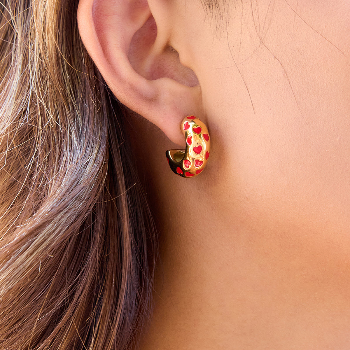 Zarcillos con Corazones Rojos | Dorado