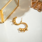 Zarcillo Con Tres Dijes Aros | Dorado