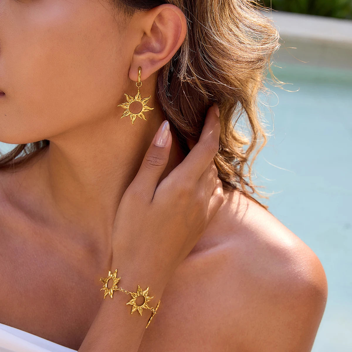 Argollas Sol Colgante | Dorado