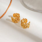 Par Ear Cuff De Perfil Ancho Con Silueta De Coral | Dorado
