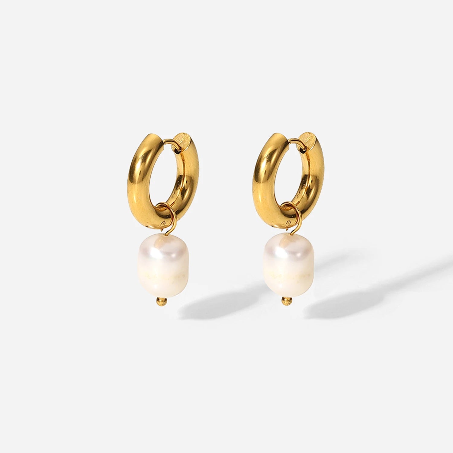 Argollas Con Perlas Blanco | Dorado
