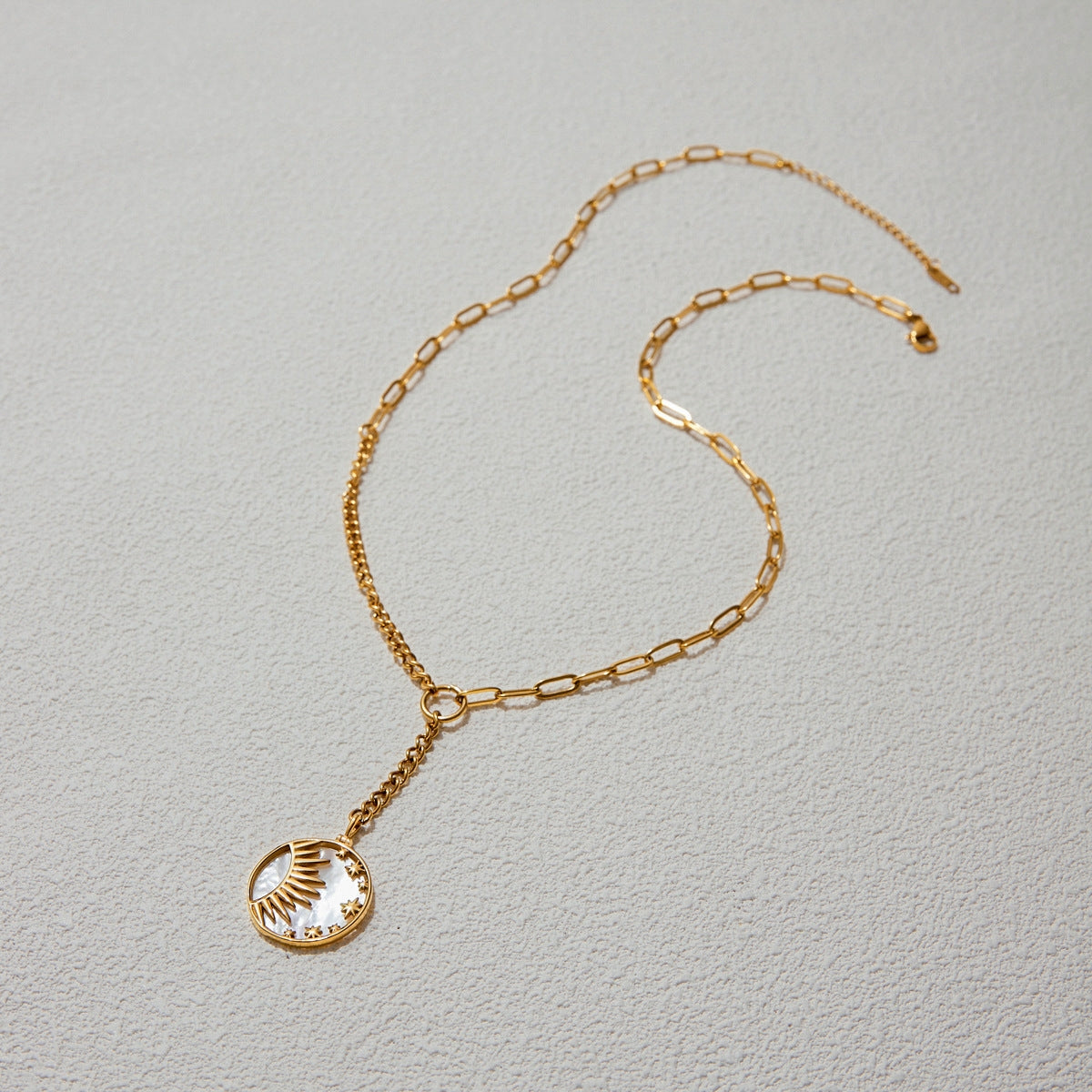 Collar Sol Estrellas En Y | Dorado