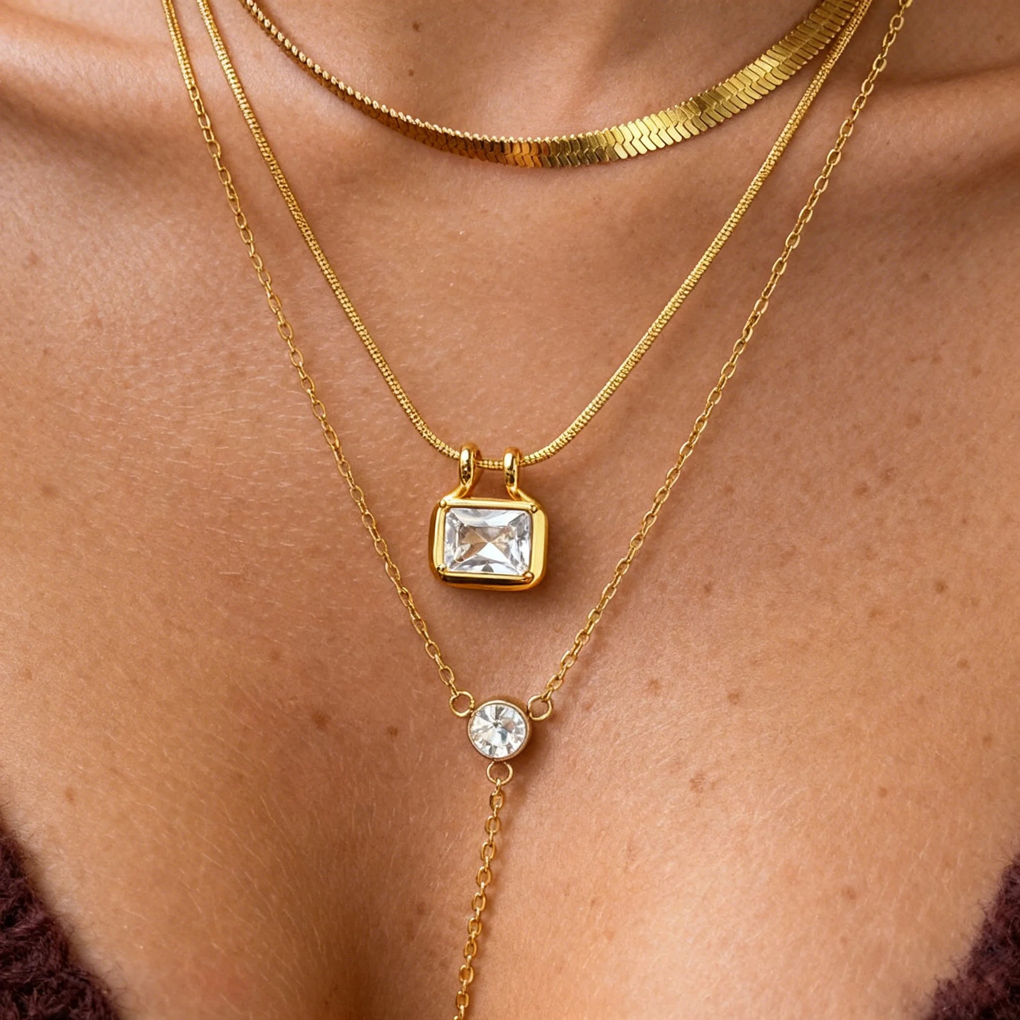 Collar Lujo Dije Grande Brillo Rectangular | Dorado
