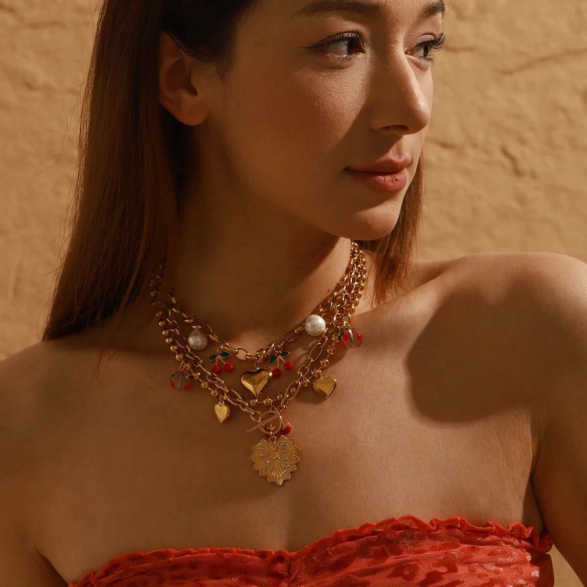 Collar Multi Dijes Rojo Cereza Cadena Puntos | Dorado