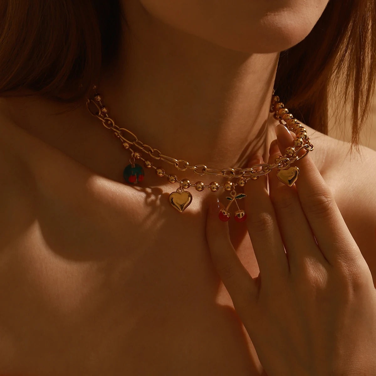Collar Multi Dijes Rojo Cereza Cadena Puntos | Dorado