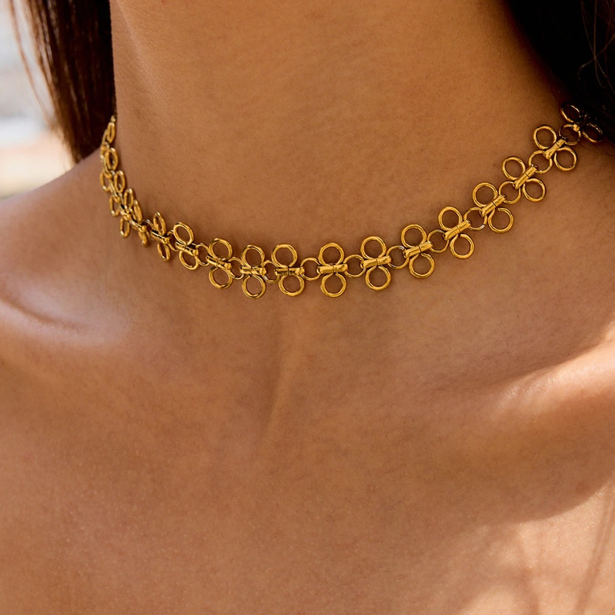 Collar Tipo Gargantilla | Dorado