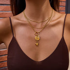 Collar 3 Dijes - Moneda, Cruz y Corazón | Dorado