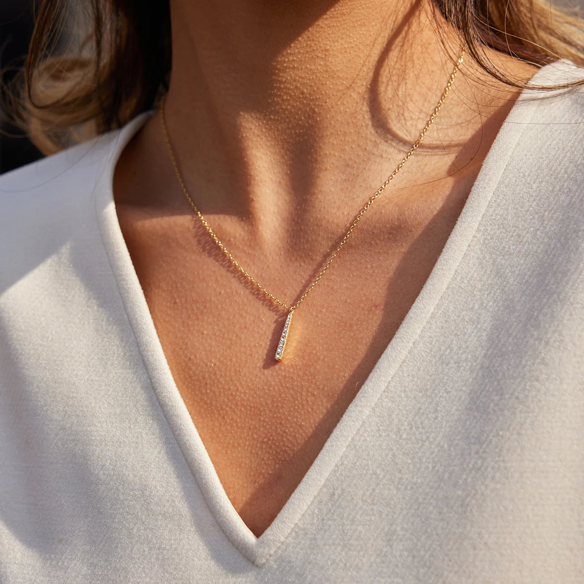 Collar Dije Vertical Brillante | Dorado