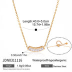 Collar Curvo Minimalista Con Circones Baguette | Dorado