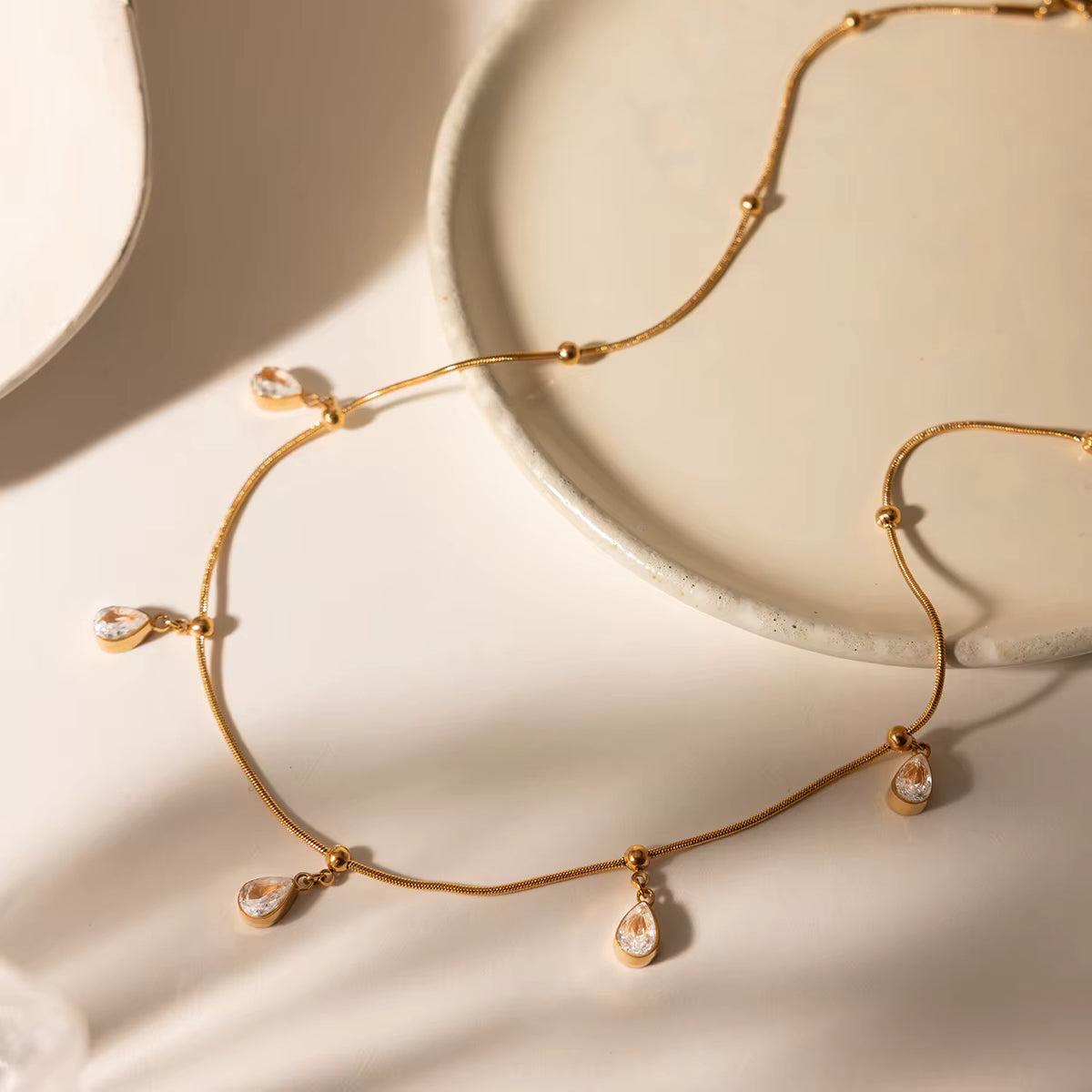 Collar Colgantes Brillantes Gota de Agua | Dorado