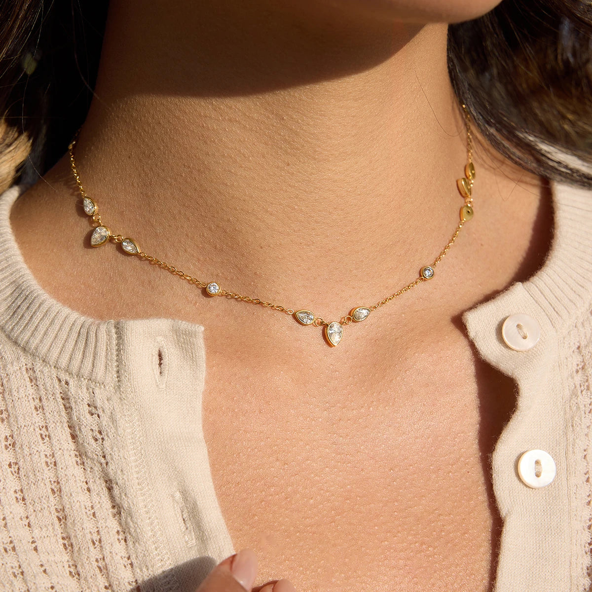 Collar Elegante Circonia Blanca Brillo Minimalista | Dorado