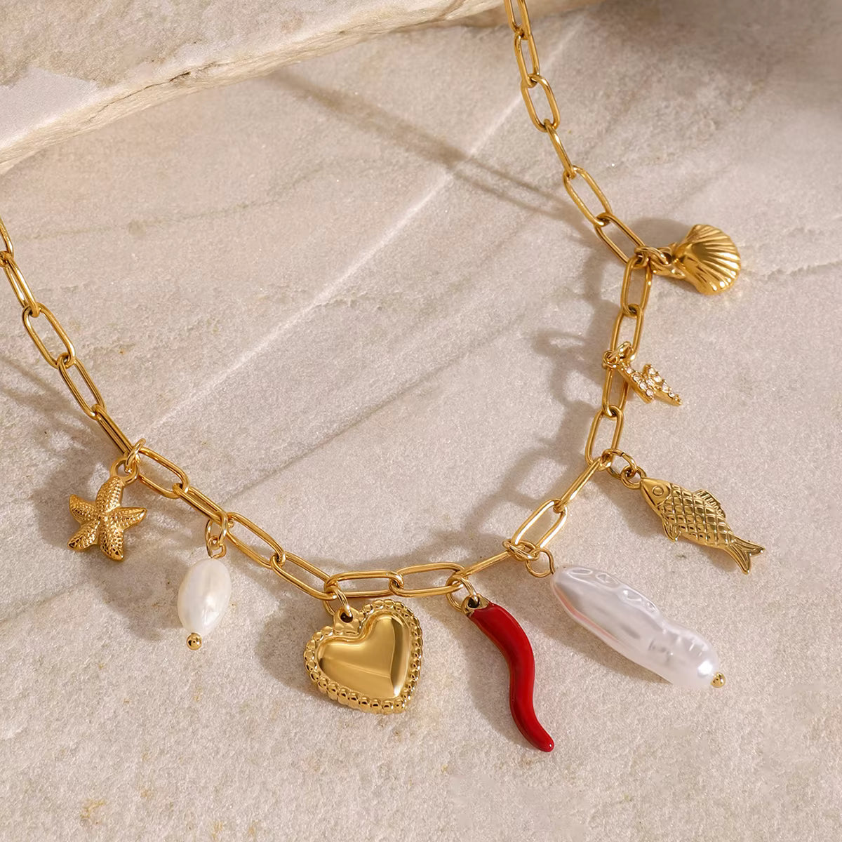 Collar Multi Dijes Con Cornicello Rojo Y Pez | Dorado