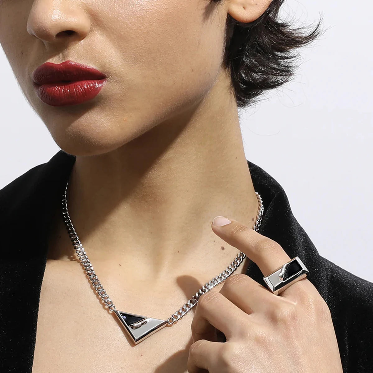 Collar Moderno Colgante Triangular - Dorado Plateado