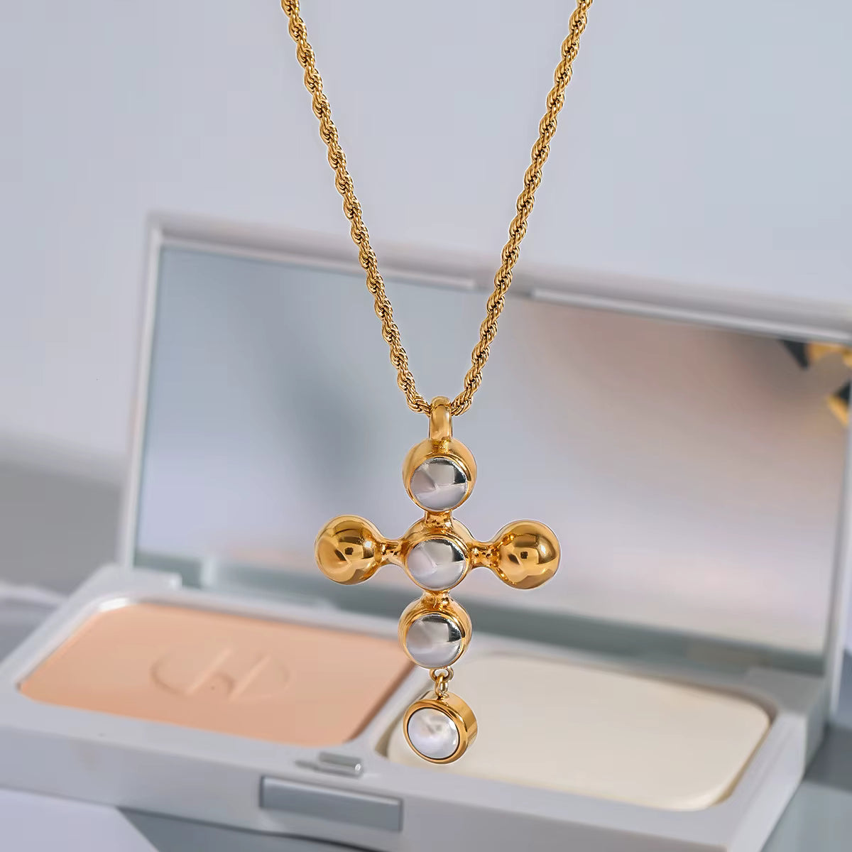 Collar Cruz Elegante Grande | Bicolor
