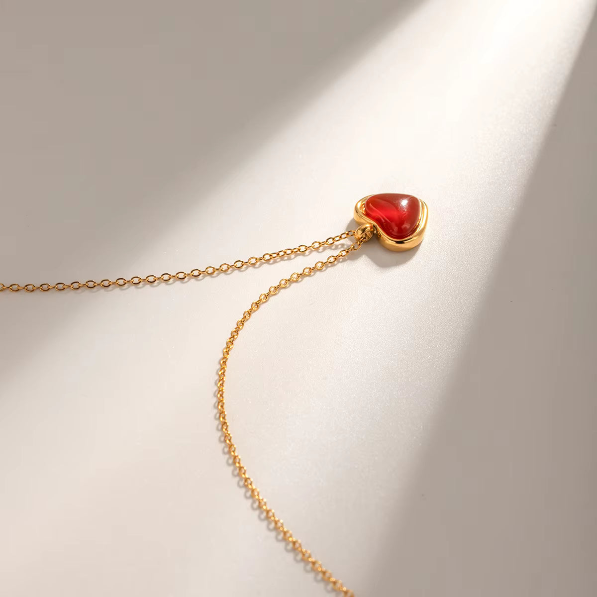 Collar Corazón Rojo | Dorado
