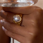 Anillo Alma de Nácar | Dorado Perla