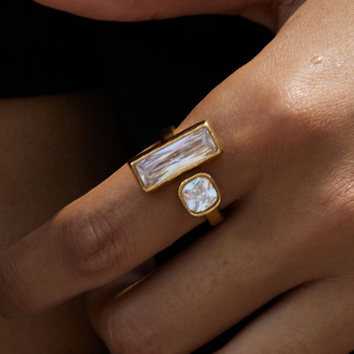 Anillo Con Brillo Rectángulo | Dorado
