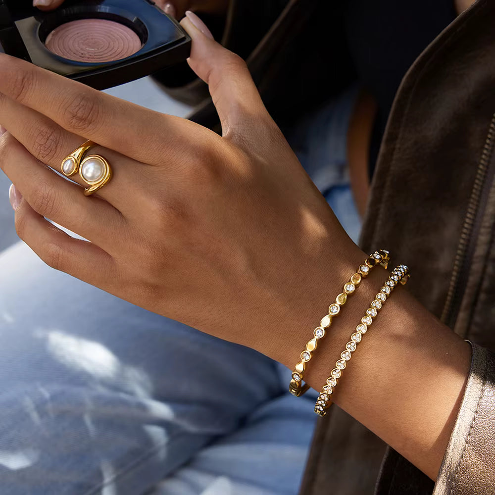 Anillo Dos Puntos Perlados | Dorado