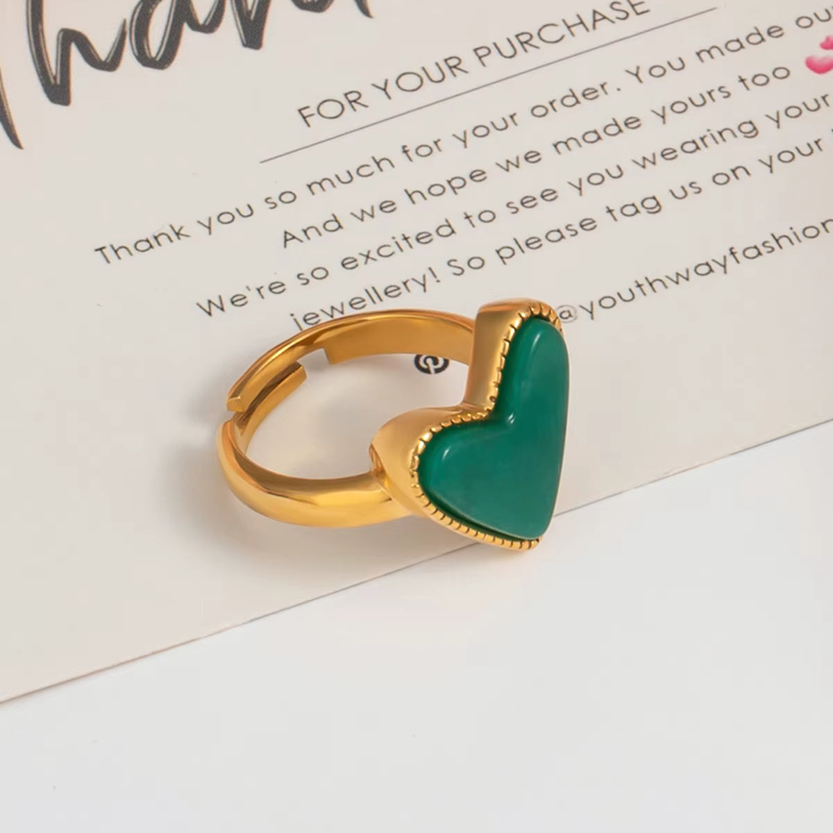 Anillo Corazon Piedra Verde Grande | Dorado