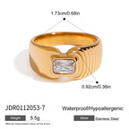 Anillo geométrico con corte esmeralda | Dorado