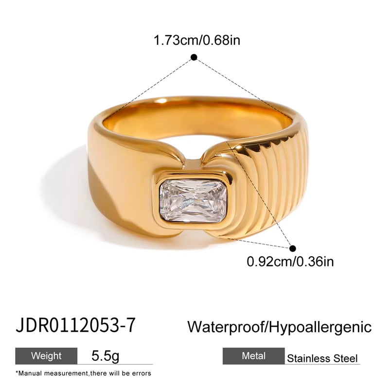 Anillo geométrico con corte esmeralda | Dorado