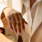 Anillo Con Diseño De Serpiente Envolvente Y Acabado Liso | Dorado