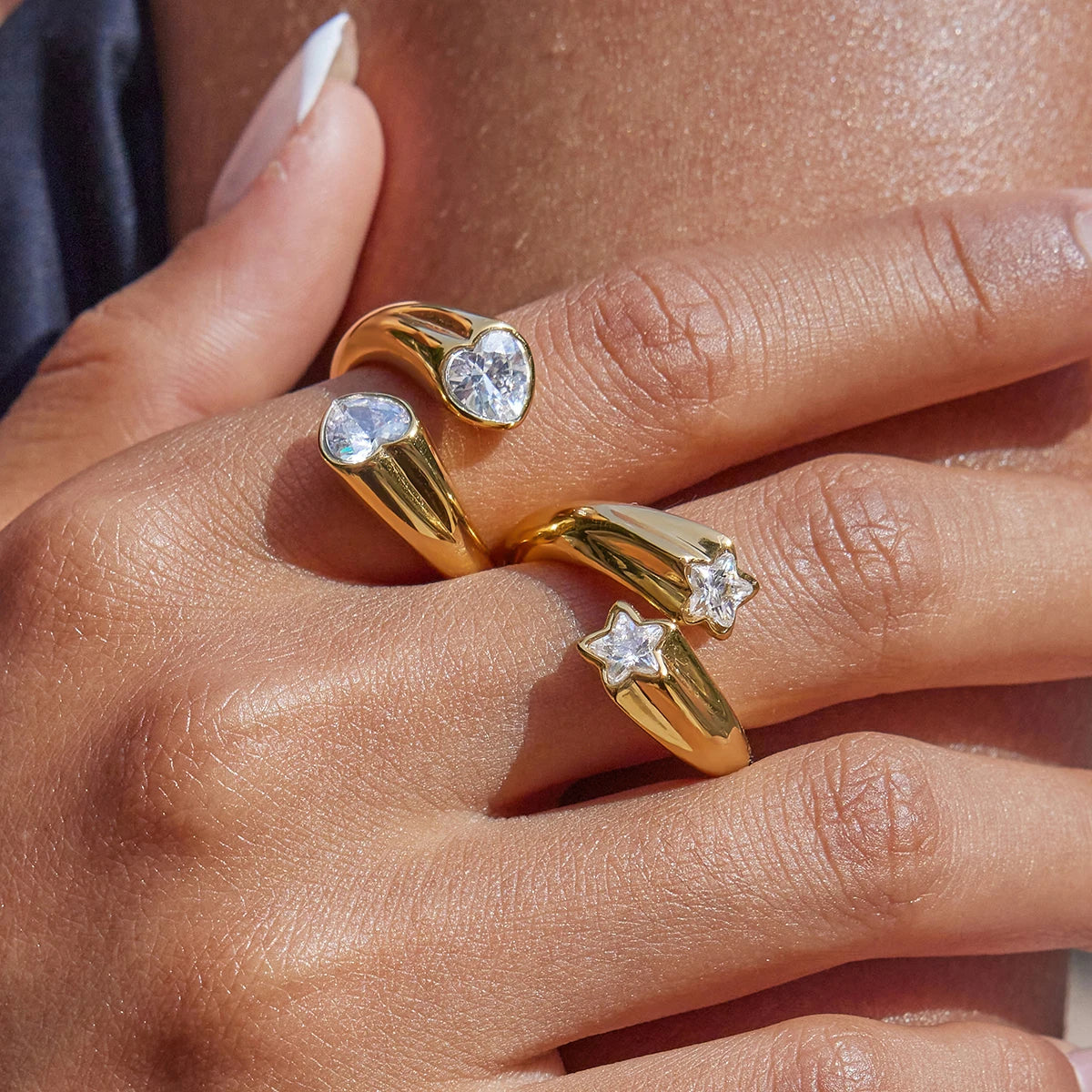 Anillo Dos Corazones Brillantes | Dorado