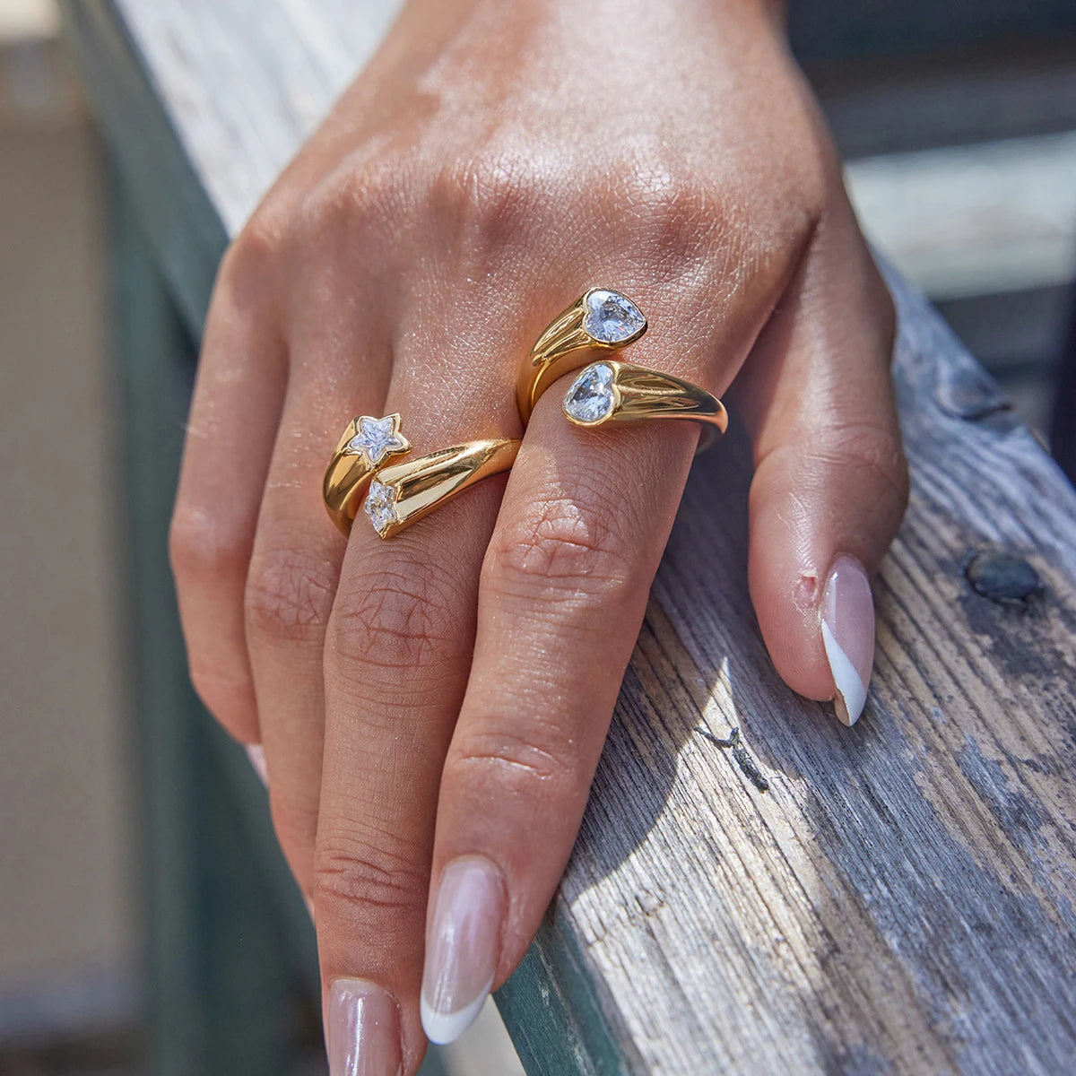 Anillo Dos Corazones Brillantes | Dorado