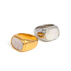 Anillo Lujo Piedra Blanca Nacarada | Dorado