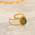 Anillo Elegante Piedra Natural Verde | Dorado