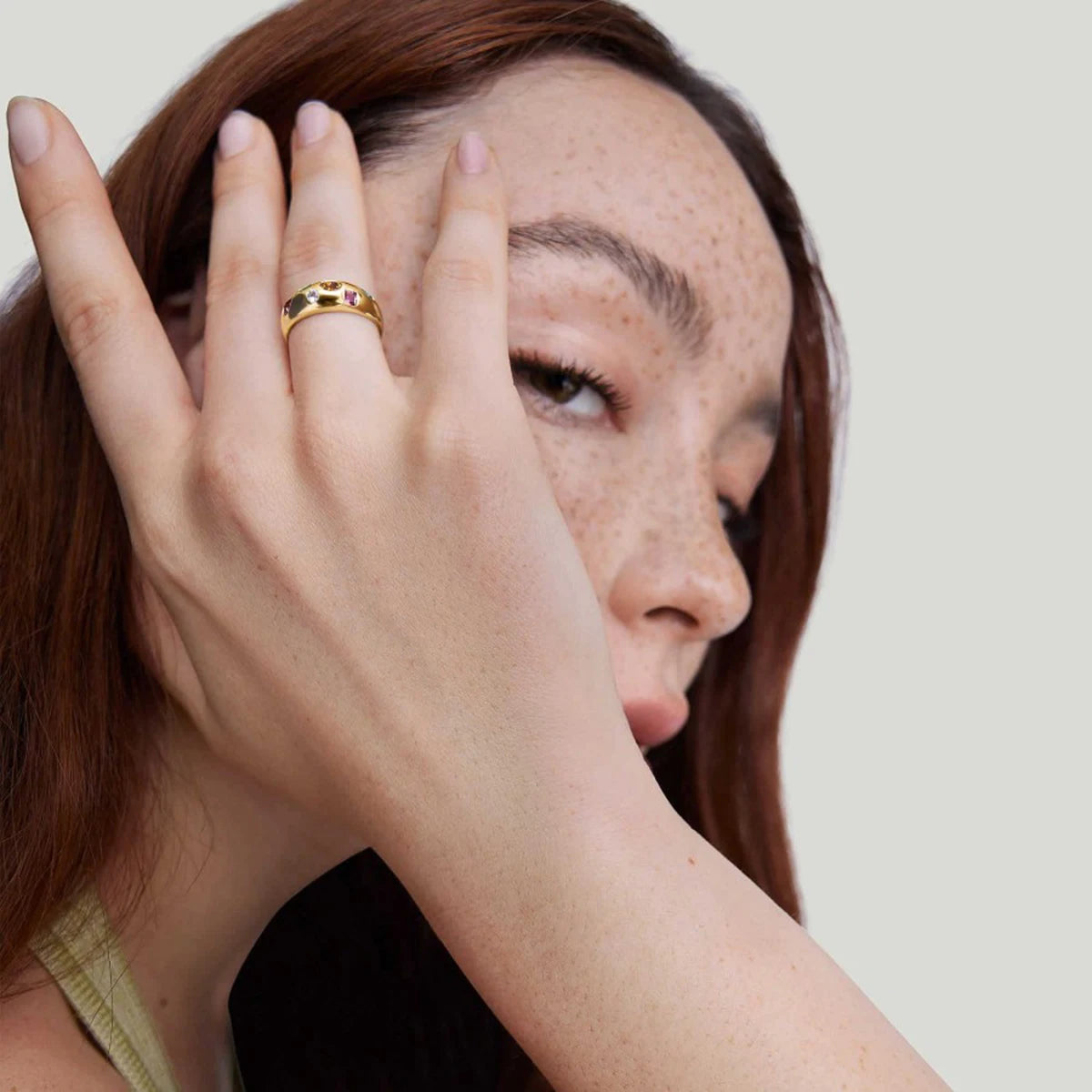 Anillo Chunky Con Circornia De Colores | Dorado