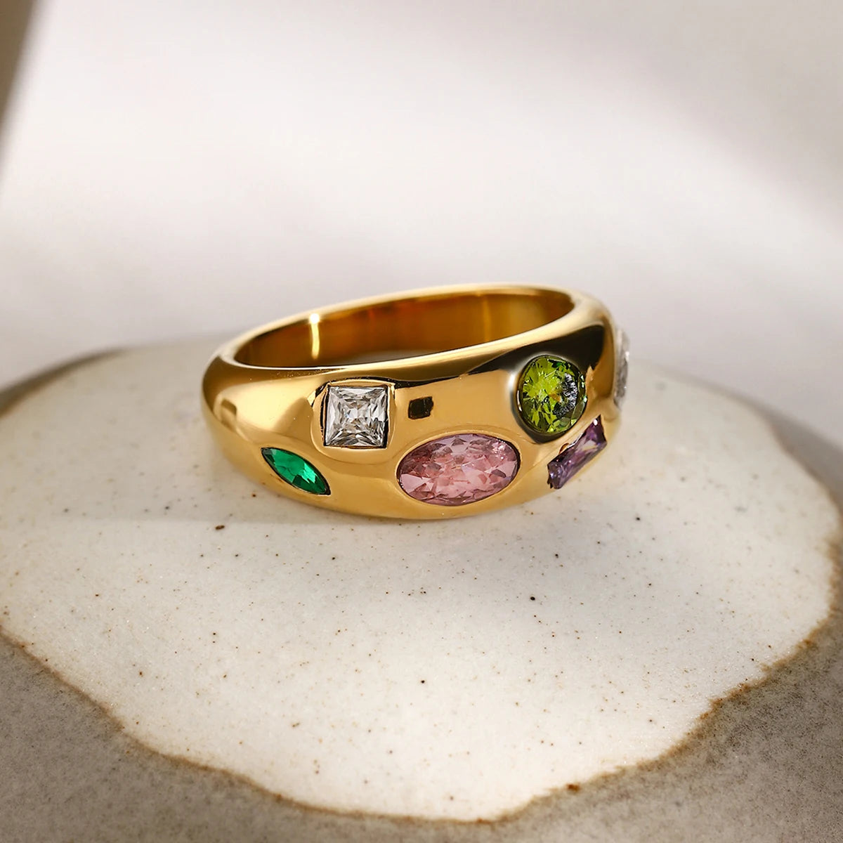 Anillo Chunky Con Circornia De Colores | Dorado