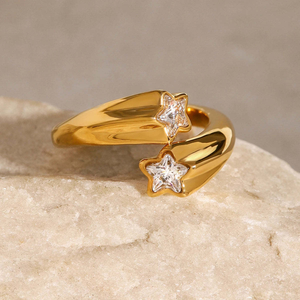 Anillo Dos Estrellas Brillantes | Dorado