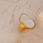 Anillo Nacarado Grande | Dorado
