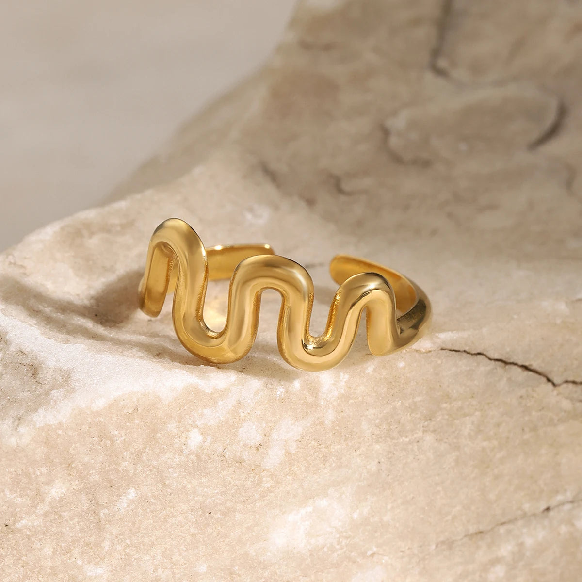 Anillo Geometric Curvas | Dorado