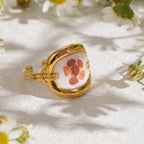 Anillo Ovalado Resina Flor Roja | Dorado