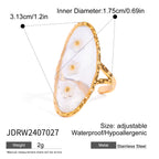 Anillo Elegante Floral Resina - Dorado
