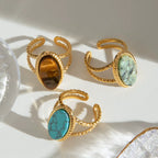 Anillo Vintage con Piedra Ovalada Verde | Dorado