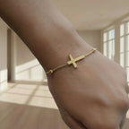 Pulsera de Cruz Con Balines | Dorada