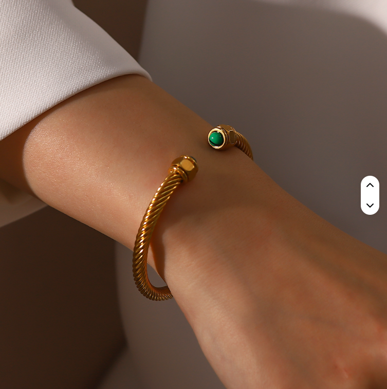 Pulsera Rigida Circular Green | Dorado