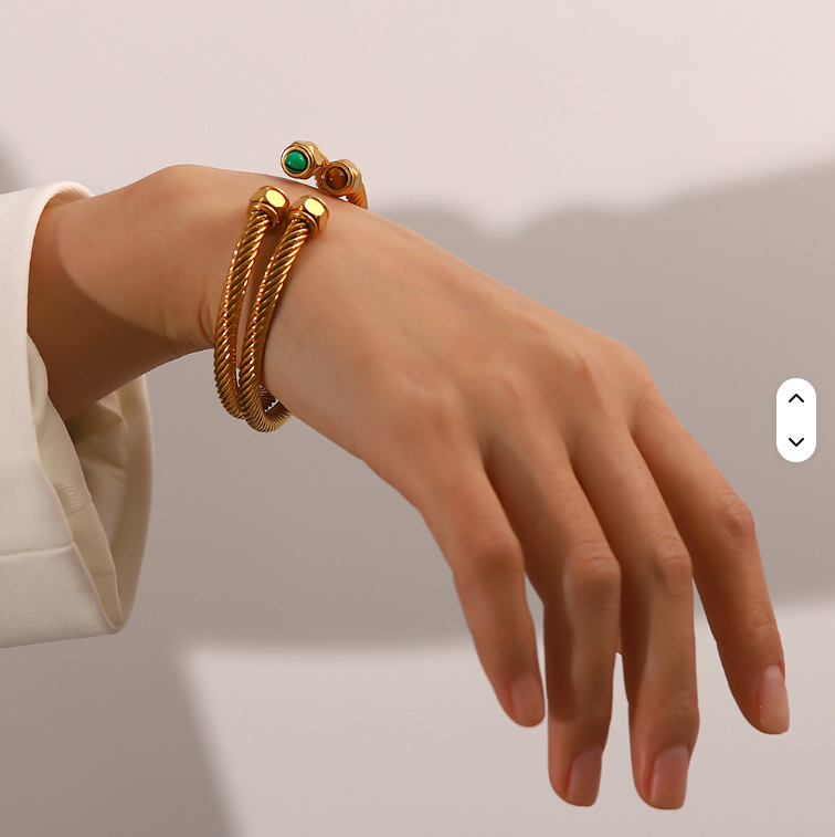 Pulsera Rigida Circular Green | Dorado