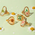 Anillos Ovalados de Resina Floreados | Dorado