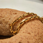 Pulsera Con Eslabones Ovalados Y Relieve Entrelazado | Dorado