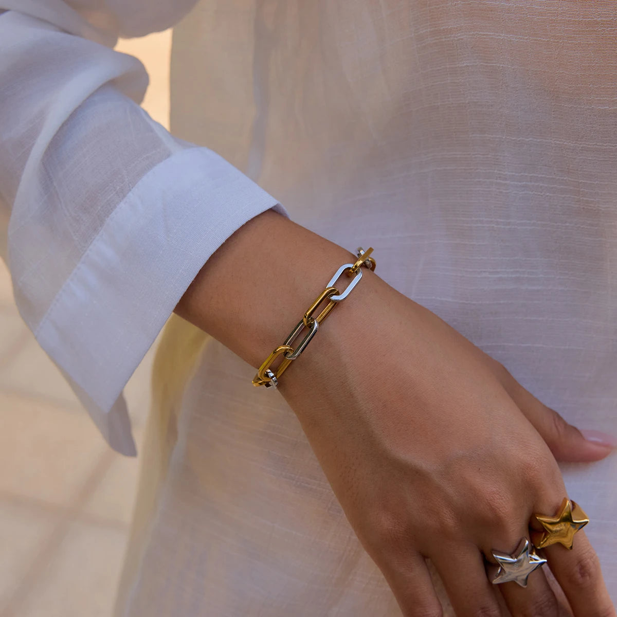 Pulsera Urbana De Eslabon Grueso En Contraste Metalico | Bicolor