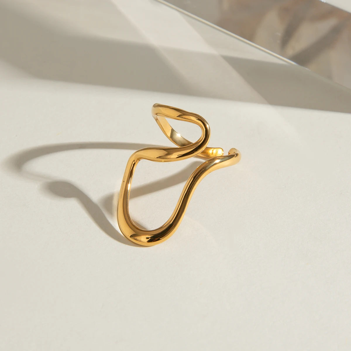 Anillo Geométrico Abstracto | Dorado
