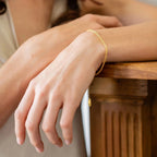 Pulsera Fina De Estilo Entorchado | Dorado