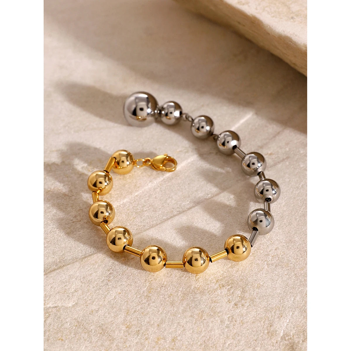 Pulsera De Cuentas Esfericas Con Cierre De Mosqueton | Bicolor